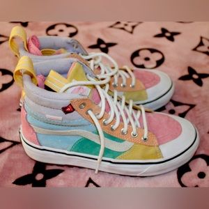 Multi-color high top vans❤️🧡💛💚💕💜💙